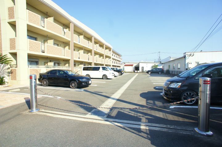 ラ フローラの外観