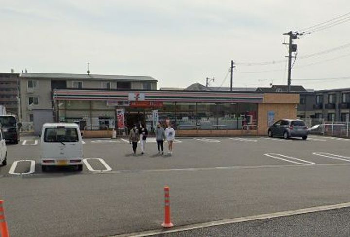 スクエアコートⅢの周辺