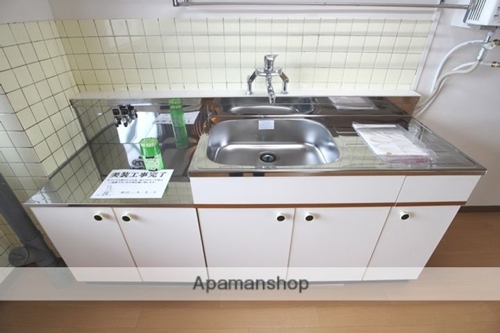 魚宗ビルの内装