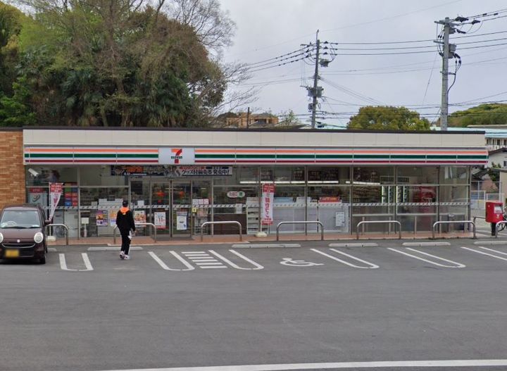 カトルセの周辺