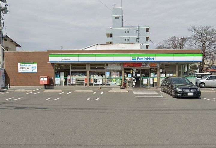 カトルセの周辺