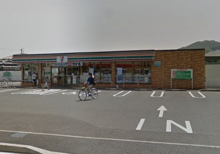 カトルセの周辺