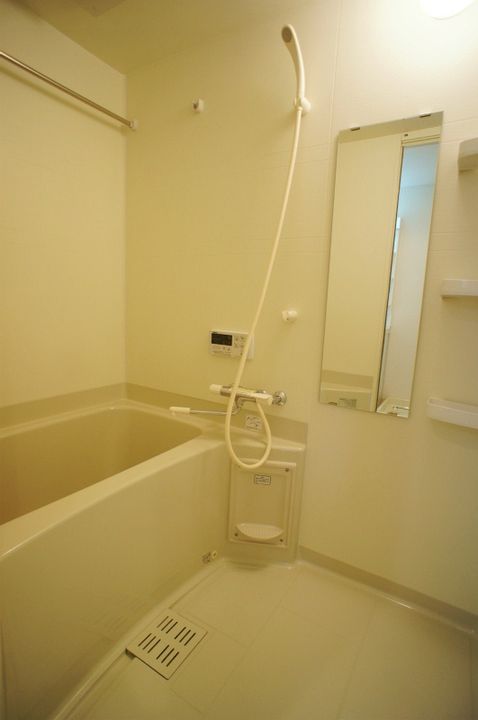 ウィング東合川の風呂