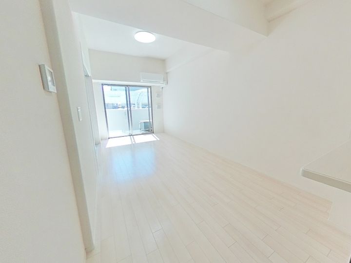 TIARA本町の内装