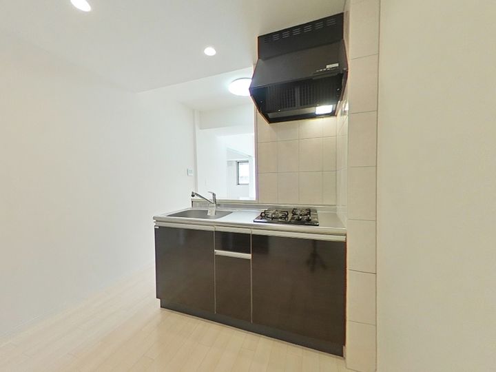 TIARA本町のキッチン