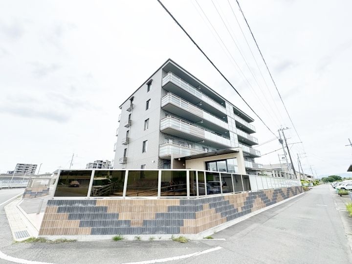 サクセス東櫛原の外観