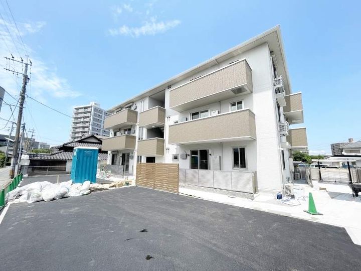 DーROOM NEXT 諏訪野の外観