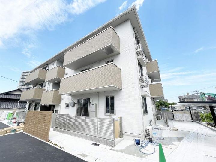 DーROOM NEXT 諏訪野の外観