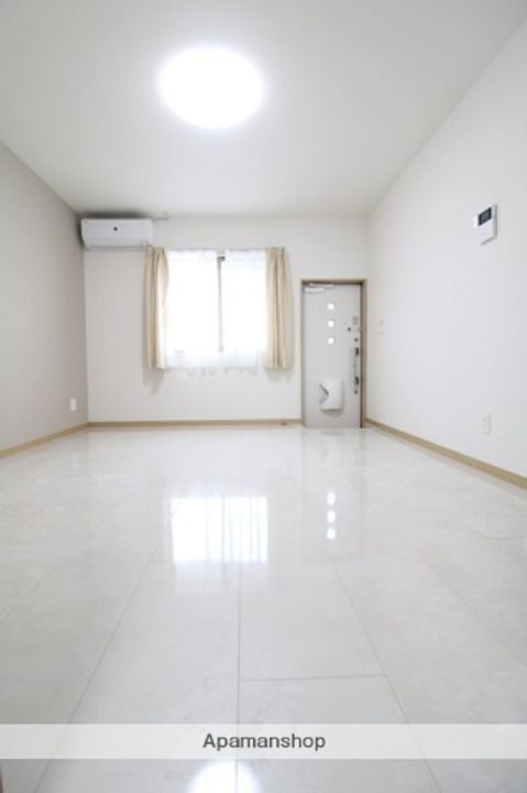 シルバー鷹204の居間