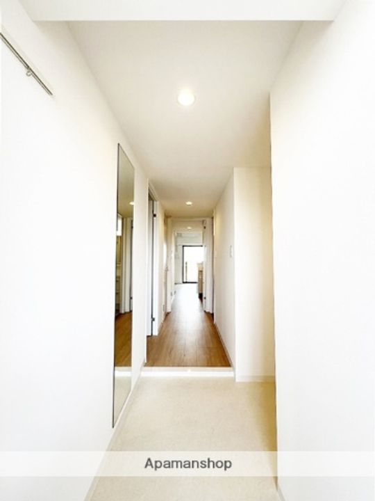 プラージュポインテ六ツ門の玄関