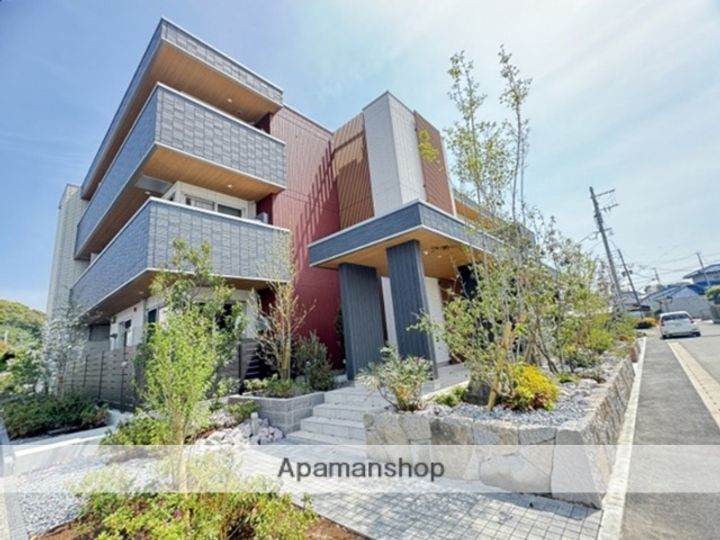 ELGRAND上津の外観