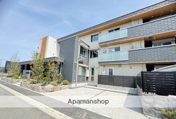 ELGRAND上津の外観