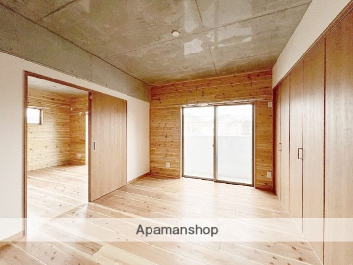 アッパーヤードの内装