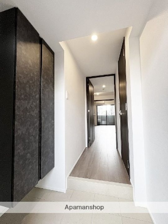 S−RESIDENCE六ツ門ABREASTⅡの玄関