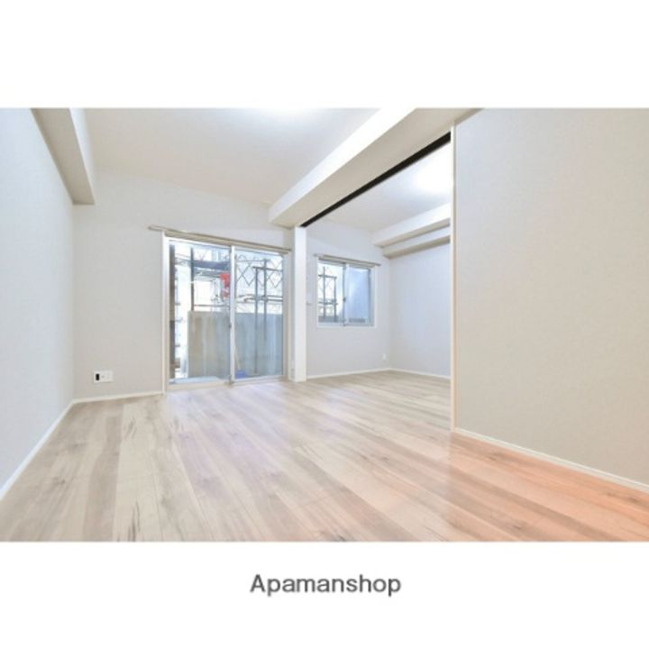 フェリシエ久留米302の居間