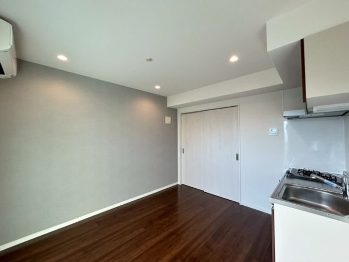 福岡県久留米市津福本町の賃貸アパートの居間