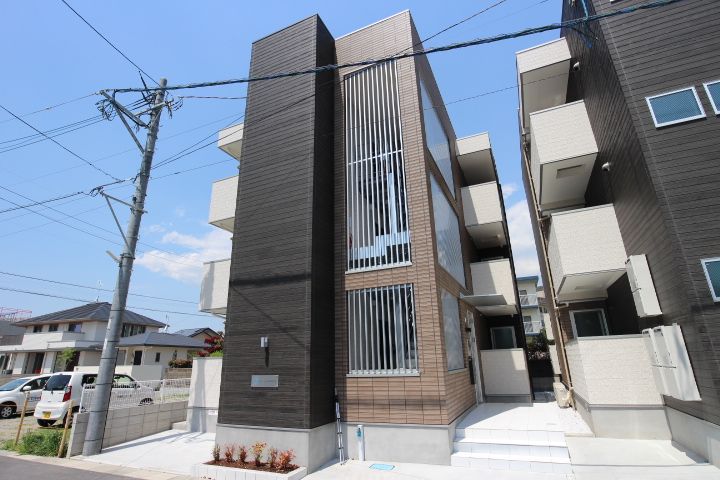 福岡県久留米市津福本町の賃貸アパートの外観