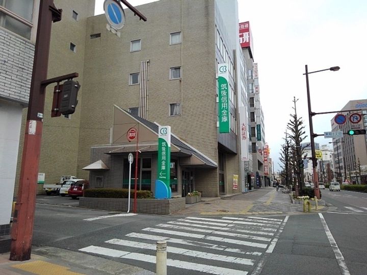 クレメントマタノの周辺
