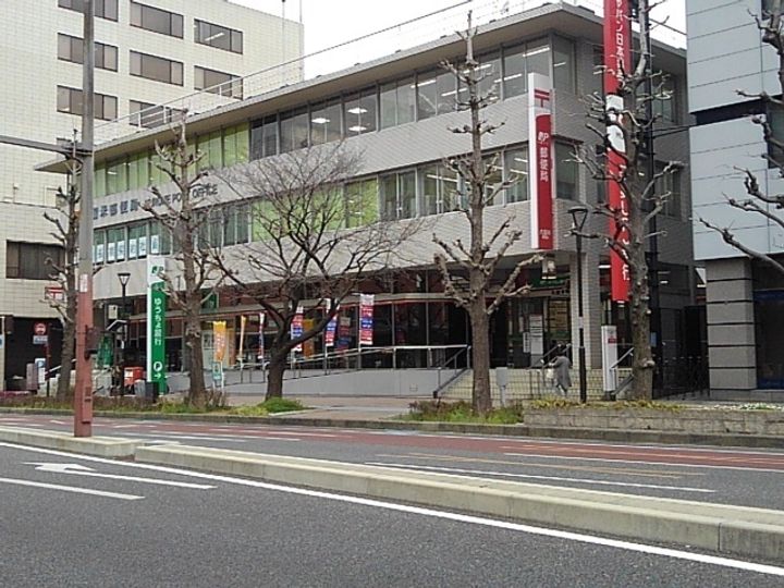 クレメントマタノの周辺