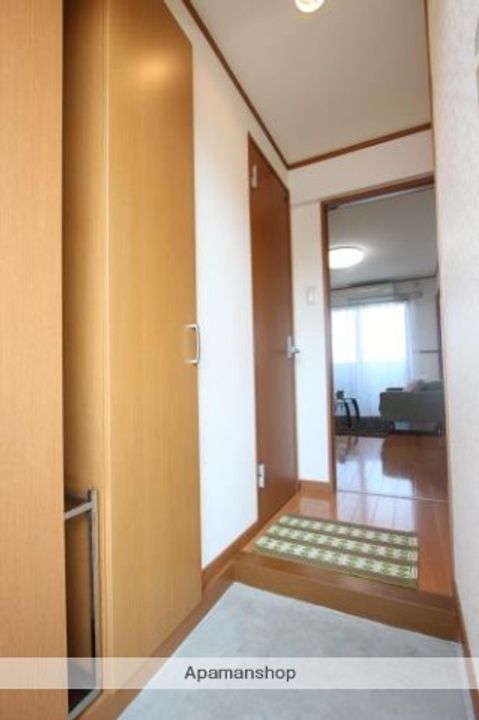 コーポ廣重の玄関