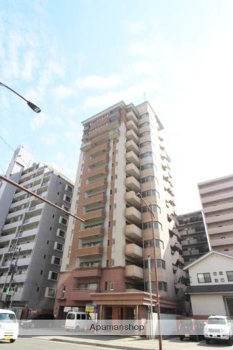 リード中央町の外観