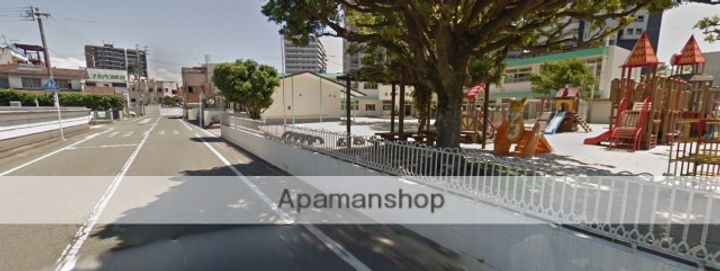 リード中央町の周辺