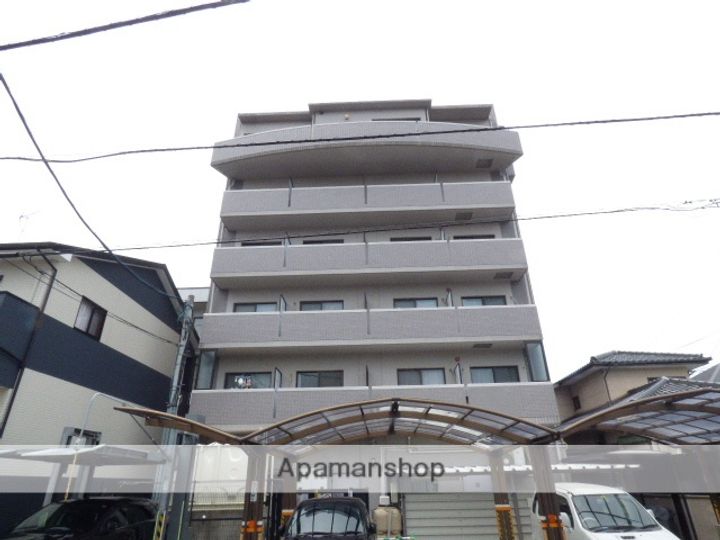 ドルチェ下山門の外観