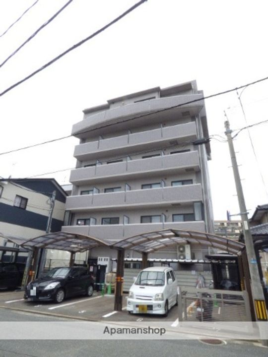 ドルチェ下山門の外観