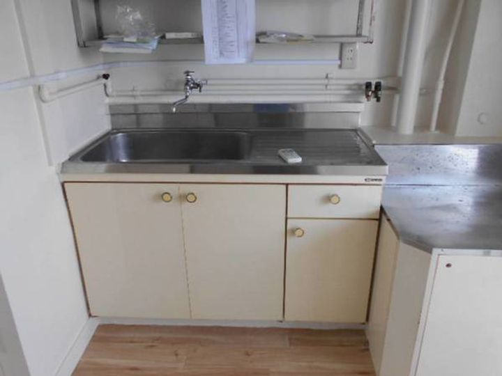 ビレッジハウス穂積2号棟0310のキッチン