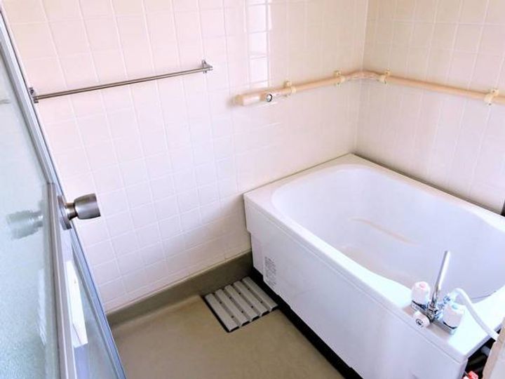 ビレッジハウス松園1号棟0206の風呂