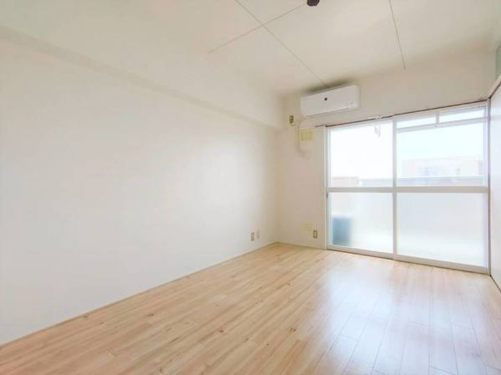 ビレッジハウス大田原1号棟の居間