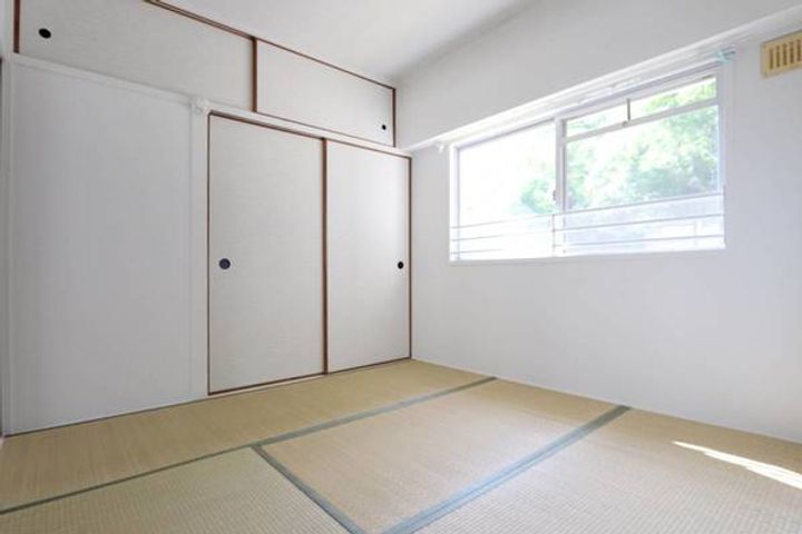 ビレッジハウス願万地2号棟の内装