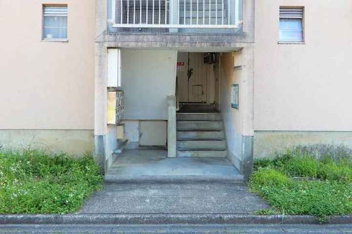 ビレッジハウス稲枝2号棟の外観