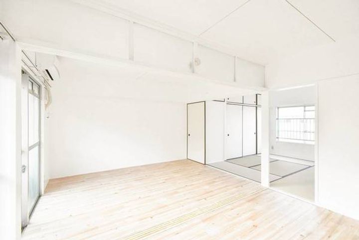 ビレッジハウス上三川南2号棟の居間