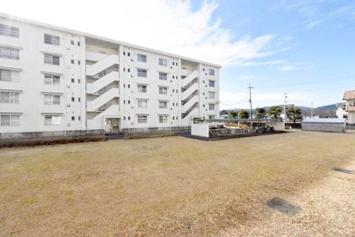 ビレッジハウス高萩2号棟0502の外観