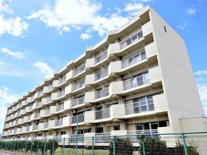 ビレッジハウス吉原1号棟の外観