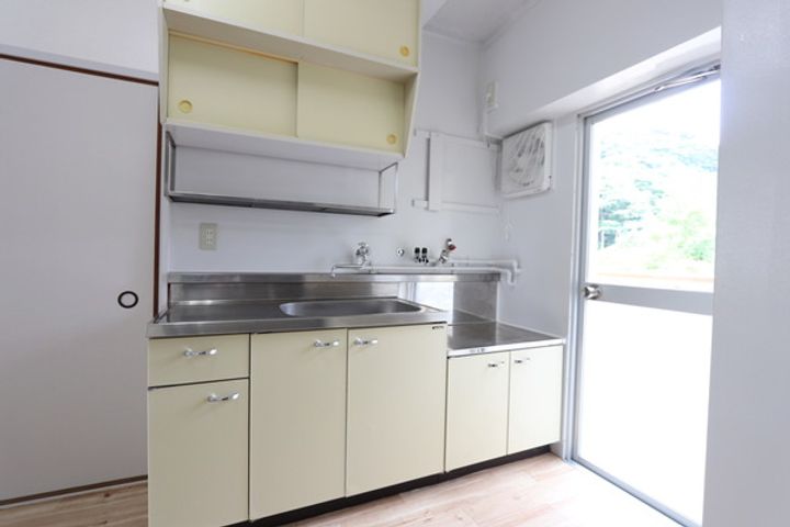 ビレッジハウス国分1号棟0506のキッチン