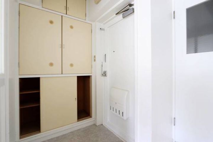 ビレッジハウス白河2号棟0107の玄関