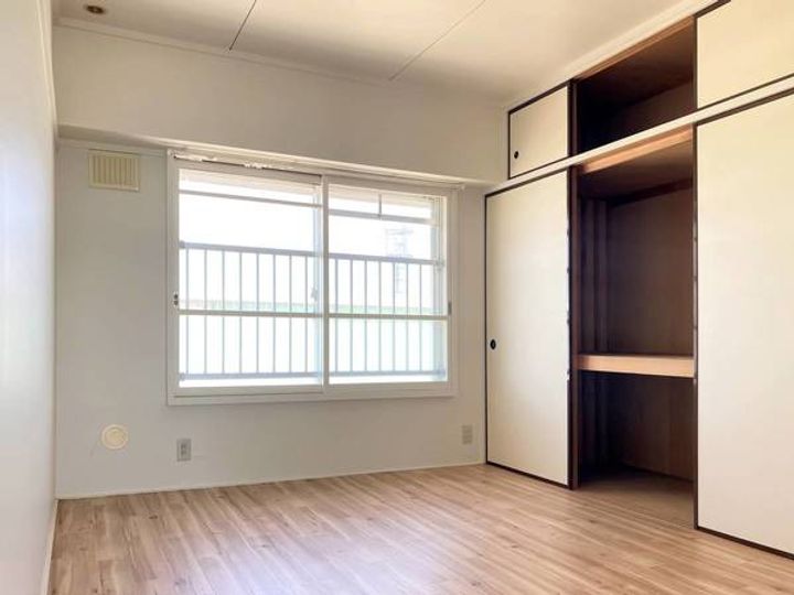 ビレッジハウス八田2号棟の内装