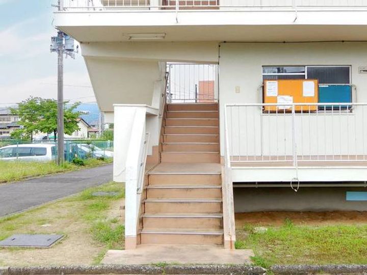 ビレッジハウス岡部1号棟0403の外観