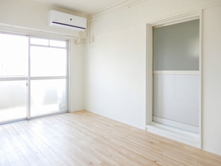 ビレッジハウス吉備1号棟0401の居間