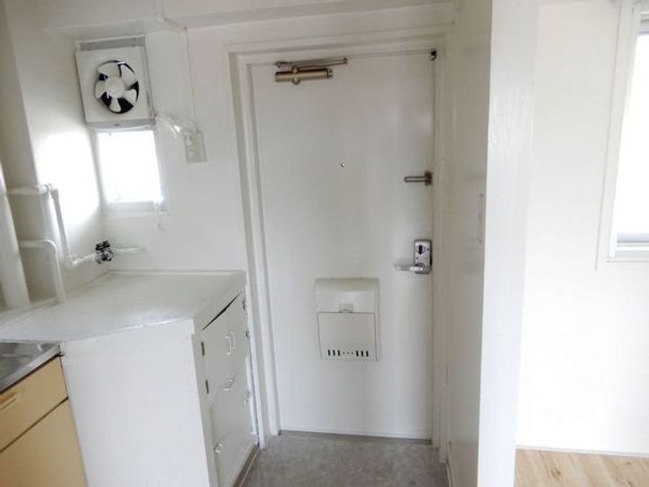 ビレッジハウス吉備1号棟0401の玄関