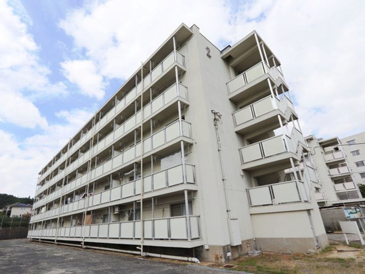 ビレッジハウス宮ヶ迫2号棟の外観