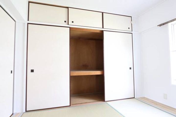 ビレッジハウス北山手2号棟の内装