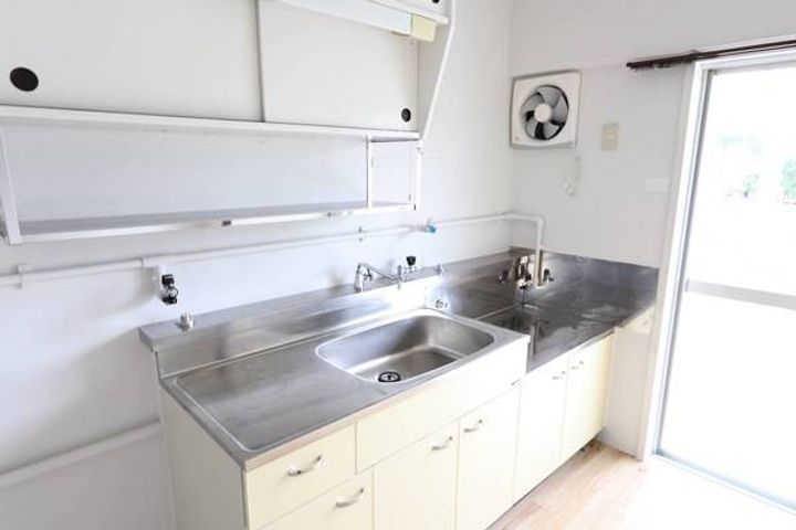 ビレッジハウス北山手2号棟のキッチン