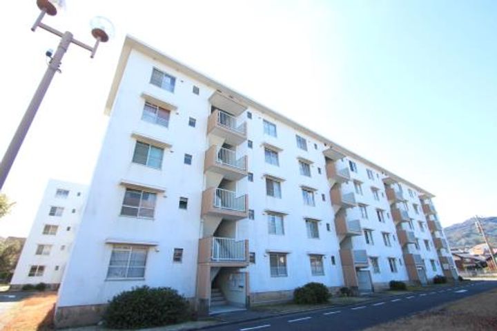 ビレッジハウス苅田3号棟0501の外観