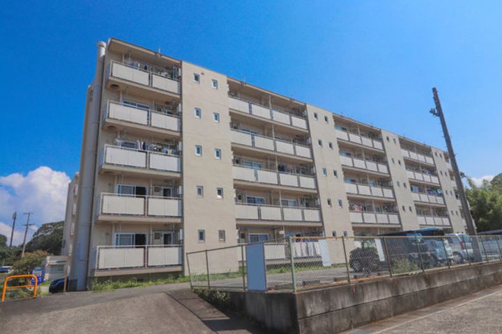 ビレッジハウス馬場平2号棟の外観