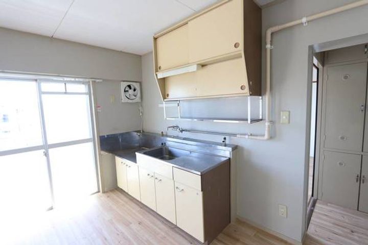 ビレッジハウス不知火2号棟のキッチン