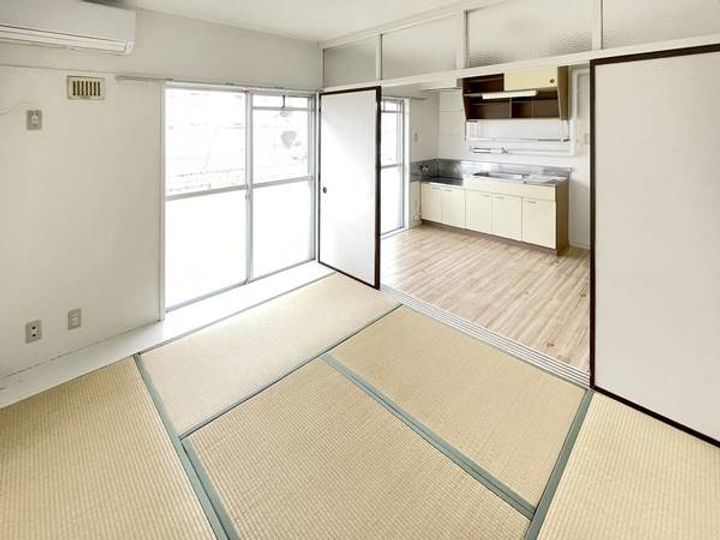 ビレッジハウス本宮2号棟の居間