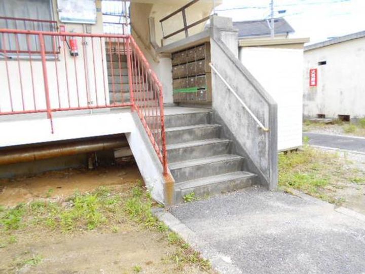 ビレッジハウス磯山2号棟0207の外観